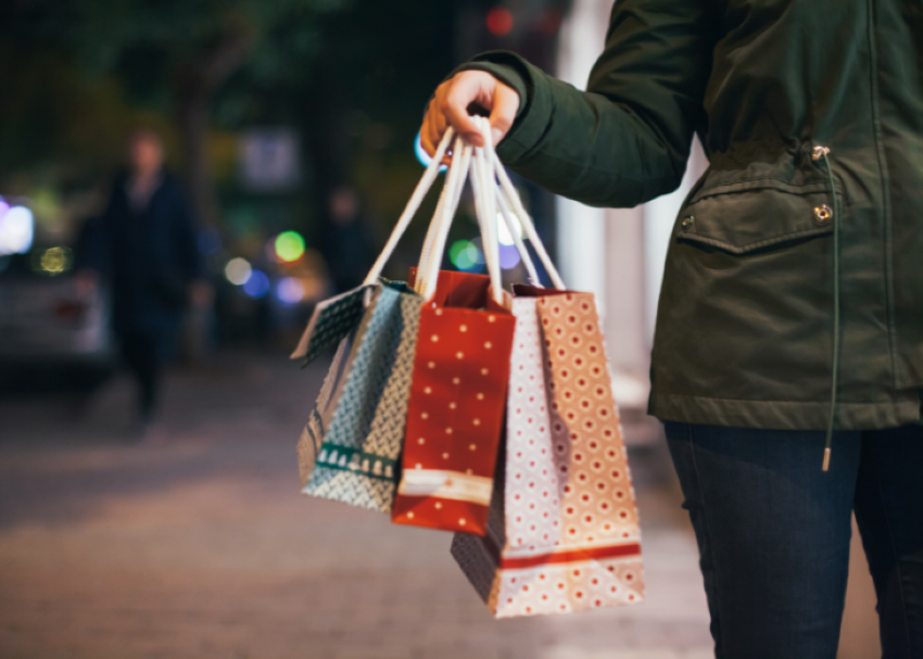 Don’t Let Emotions Influence Your Spending This Christmas